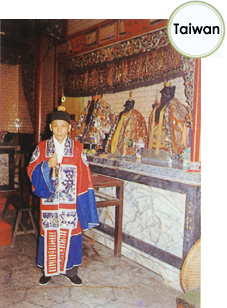 Divine Master Tenrai Hayashima in formal Taoist attire